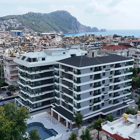 Elite Luxury - 3 Aparthotel 4*