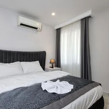Elite Luxury - 3 Apartahotel